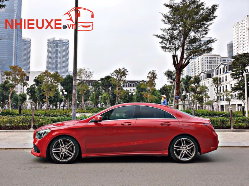 Thuê xe 4 chỗ tại Dĩ An